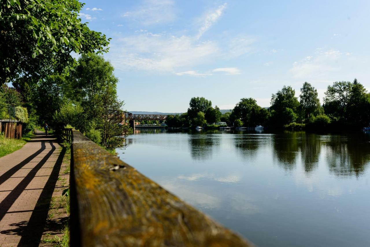 Weserwohnung - Bootshaus Urlaub Am Wasser ฮาเมลน์ ภายนอก รูปภาพ