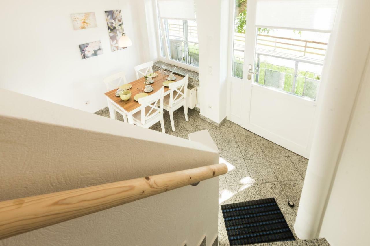 Weserwohnung - Bootshaus Urlaub Am Wasser ฮาเมลน์ ภายนอก รูปภาพ