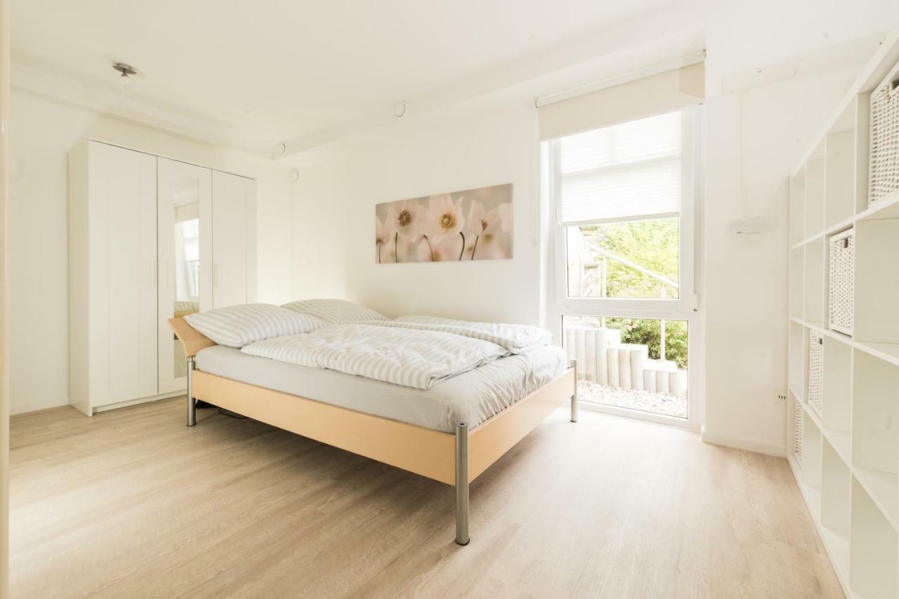 Weserwohnung - Bootshaus Urlaub Am Wasser ฮาเมลน์ ภายนอก รูปภาพ
