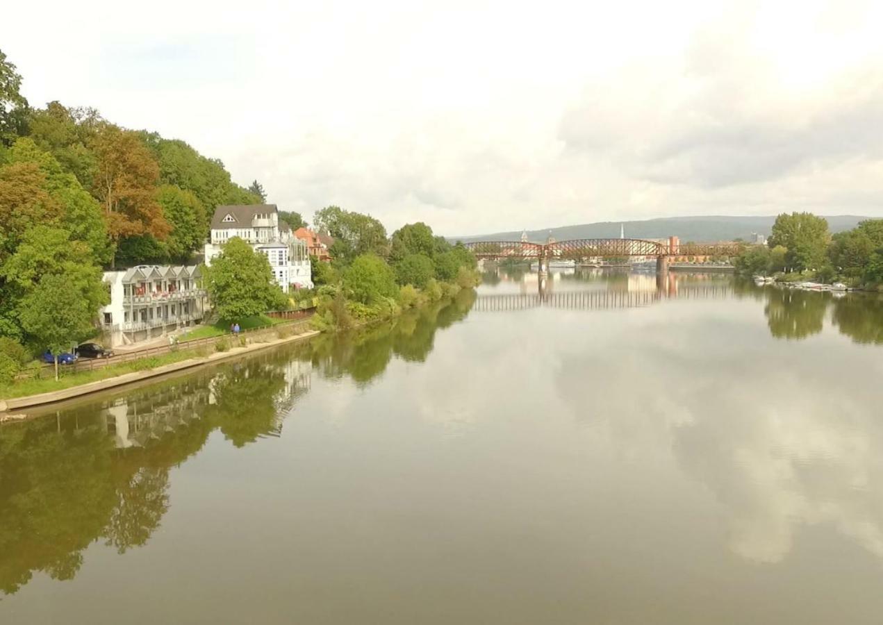 Weserwohnung - Bootshaus Urlaub Am Wasser ฮาเมลน์ ภายนอก รูปภาพ